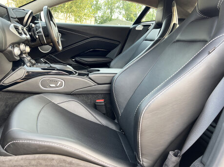 Aston Martin Vantage V8 45