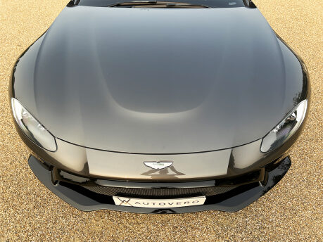 Aston Martin Vantage V8 33