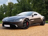 Aston Martin Vantage V8 1