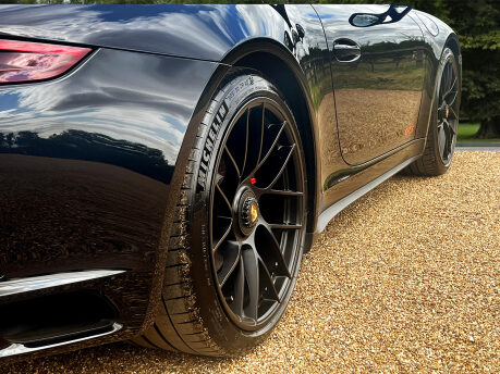 Porsche 911 CARRERA GTS PDK 26