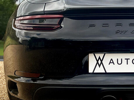 Porsche 911 CARRERA GTS PDK 23