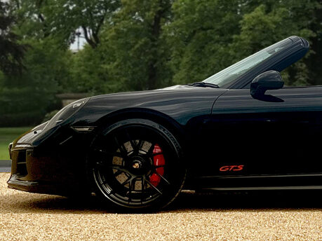 Porsche 911 CARRERA GTS PDK 9