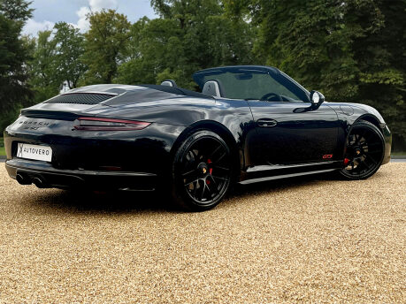 Porsche 911 CARRERA GTS PDK 5