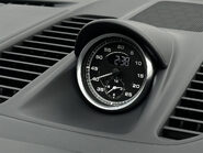 Porsche 911 CARRERA GTS PDK 57