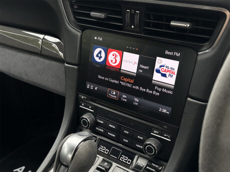 Porsche 911 CARRERA GTS PDK 66