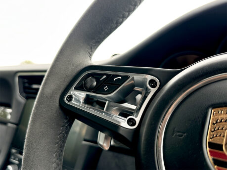 Porsche 911 CARRERA GTS PDK 53