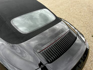 Porsche 911 CARRERA GTS PDK 32