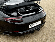 Porsche 911 CARRERA GTS PDK 77