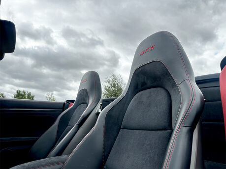 Porsche 911 CARRERA GTS PDK 45