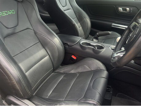 Ford Mustang BULLITT 40