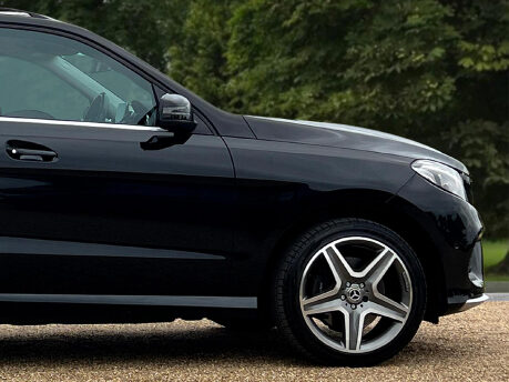 Mercedes-Benz GLE GLE 250 D 4MATIC AMG LINE 12