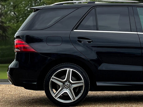 Mercedes-Benz GLE GLE 250 D 4MATIC AMG LINE 11