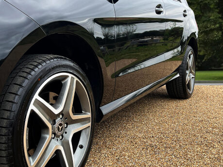 Mercedes-Benz GLE GLE 250 D 4MATIC AMG LINE 19