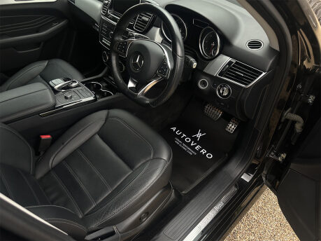 Mercedes-Benz GLE GLE 250 D 4MATIC AMG LINE 41