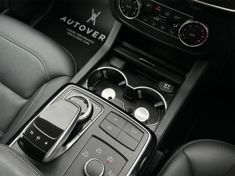 Mercedes-Benz GLE GLE 250 D 4MATIC AMG LINE 57