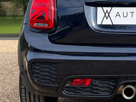 Mini Hatch JOHN COOPER WORKS 19