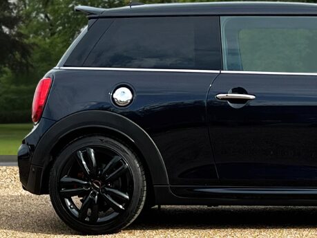 Mini Hatch JOHN COOPER WORKS 11