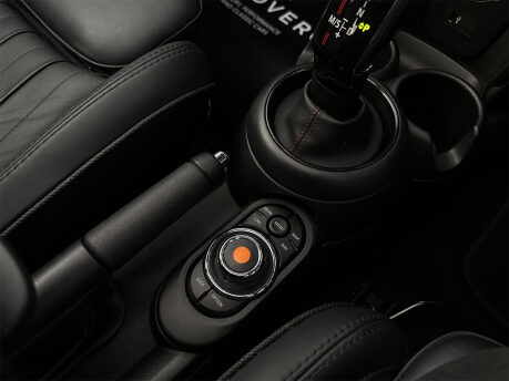 Mini Hatch JOHN COOPER WORKS 61