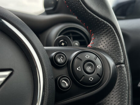 Mini Hatch JOHN COOPER WORKS 57