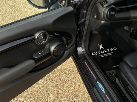 Mini Hatch JOHN COOPER WORKS 89