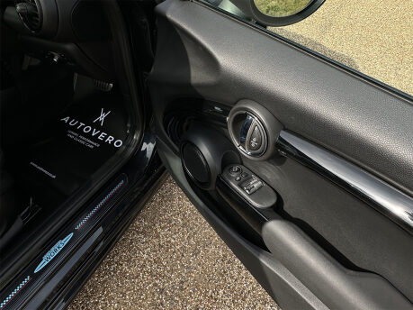 Mini Hatch JOHN COOPER WORKS 90