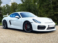 Porsche Cayman GT4 3