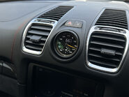 Porsche Cayman GT4 57