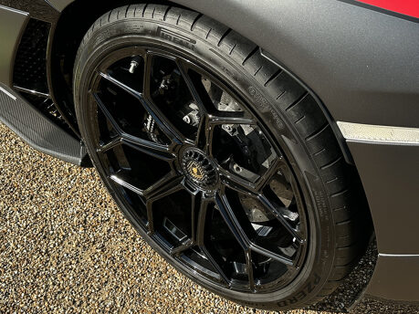 Lamborghini Aventador SVJ ROADSTER (LP 770-4) 60