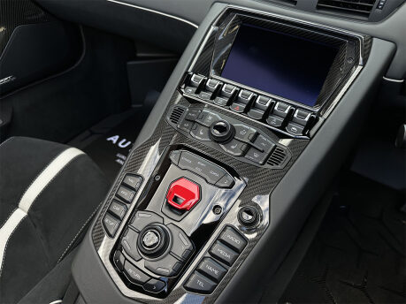 Lamborghini Aventador SVJ ROADSTER (LP 770-4) 89