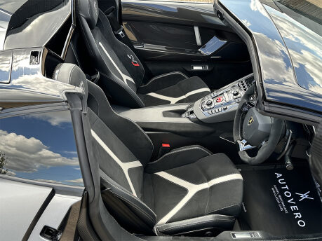 Lamborghini Aventador SVJ ROADSTER (LP 770-4) 66