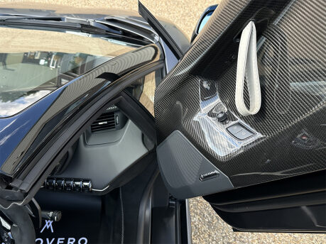 Lamborghini Aventador SVJ ROADSTER (LP 770-4) 95