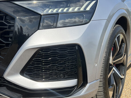 Audi Q8 RS VORSPRUNG TFSI QUATTRO MHEV 18