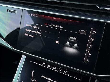 Audi Q8 RS VORSPRUNG TFSI QUATTRO MHEV 78