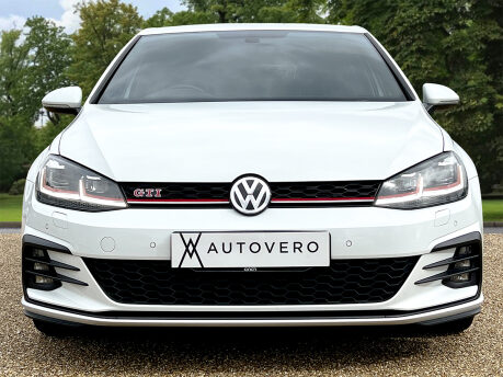 Volkswagen Golf GTI PERFORMANCE TSI DSG 2