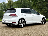 Volkswagen Golf GTI PERFORMANCE TSI DSG 5