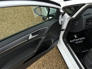 Volkswagen Golf GTI PERFORMANCE TSI DSG 82