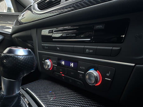 Audi A6 RS6 PLUS AVANT TFSI QUATTRO 73