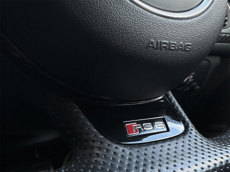 Audi A6 RS6 PLUS AVANT TFSI QUATTRO 63