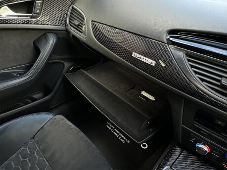 Audi A6 RS6 PLUS AVANT TFSI QUATTRO 65