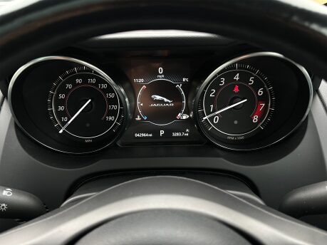 Jaguar F-Type V6 S AWD 56