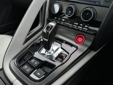 Jaguar F-Type V6 S AWD 62