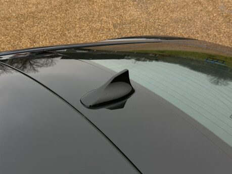 Jaguar F-Type V6 S AWD 37