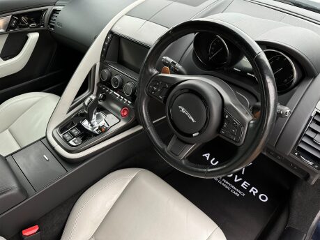 Jaguar F-Type V6 S AWD 54