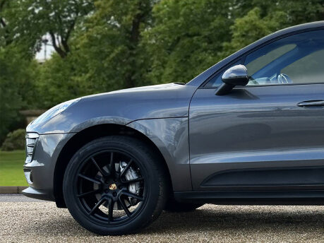 Porsche Macan D S PDK 10