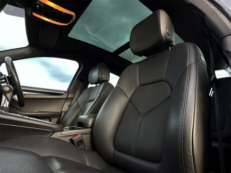 Porsche Macan D S PDK 45