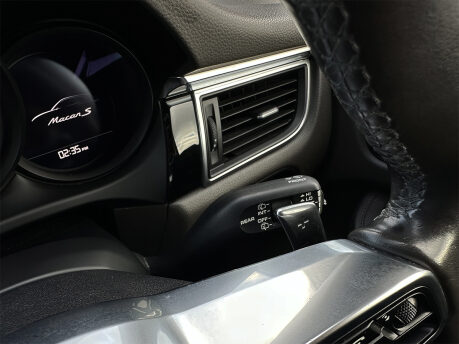 Porsche Macan D S PDK 60
