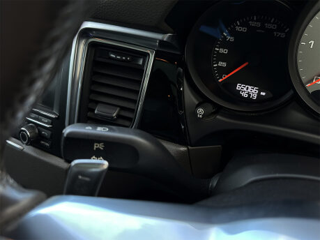 Porsche Macan D S PDK 58