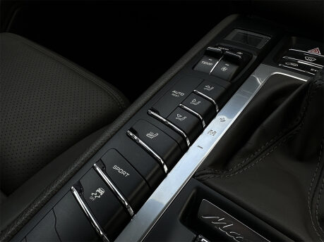 Porsche Macan D S PDK 64