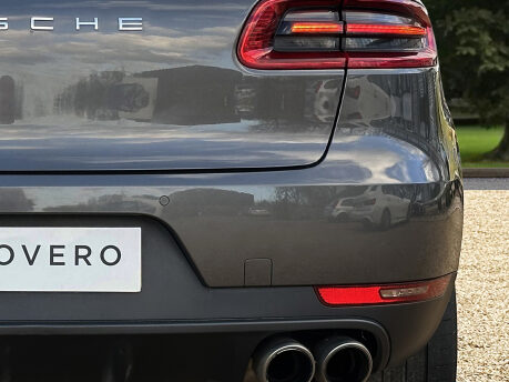Porsche Macan D S PDK 18