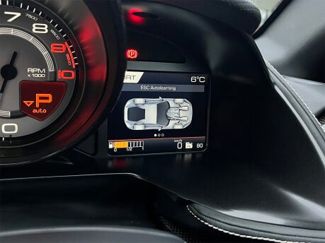 Ferrari 812 Superfast 64